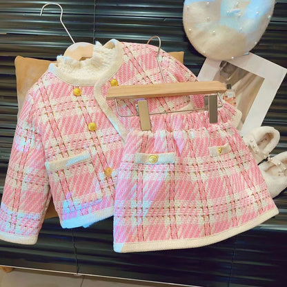 Chic Chanel-style outfit